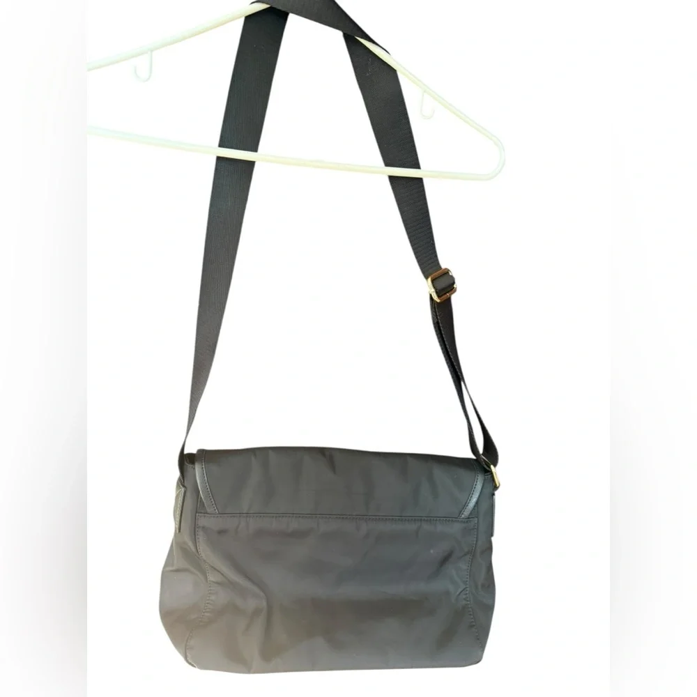 Karl Lagerfeld Paris Black Nylon Messenger Crossbody Bag EUC